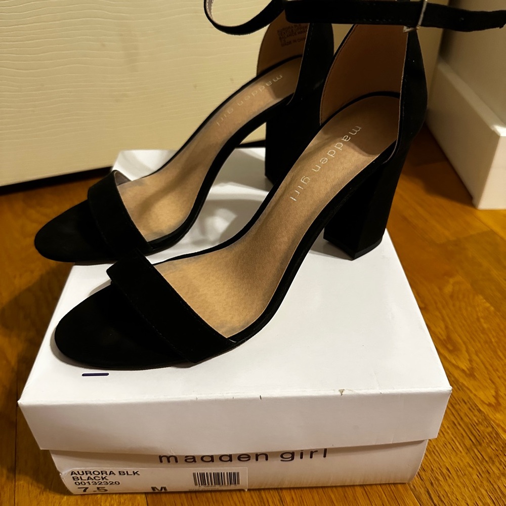 Steve Madden Aurora Heels